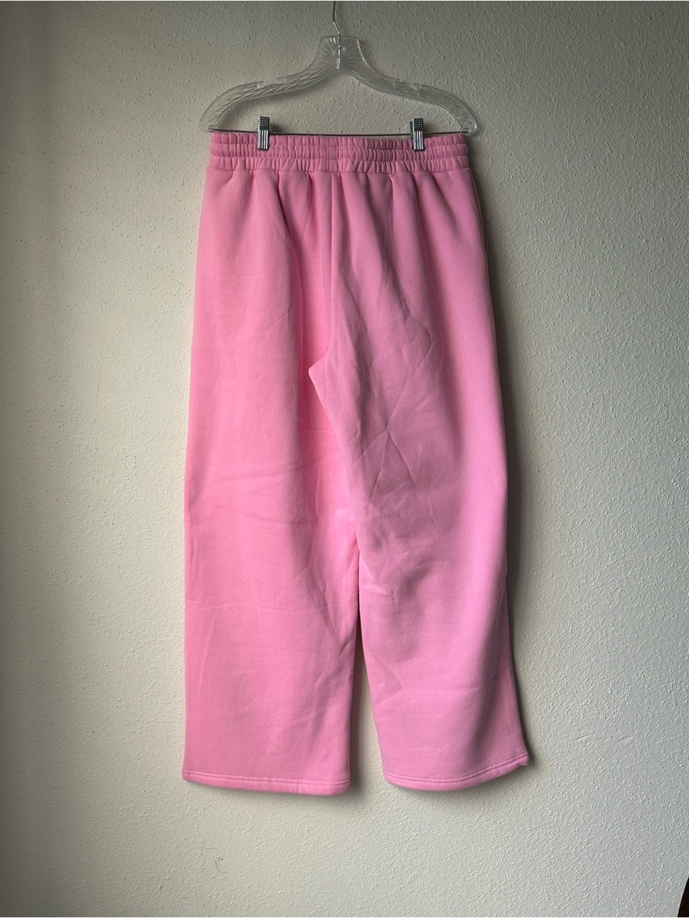 Trendy Queen wide leg pink sweatpants NWT size medium. - Picture 7 of 9